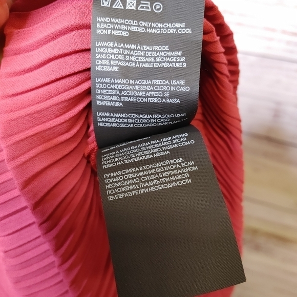 CLUB Monaco Viga Romper Size 4 - Picture 16 of 16